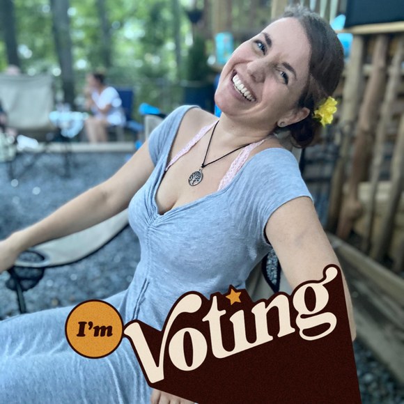 Meet your Posher, Becca - Picture 1 of 1